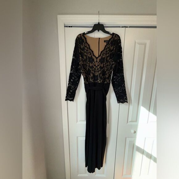 Karen Kane Dark Lace Jumpsuit Size 2X Womens - Picture 3 of 10